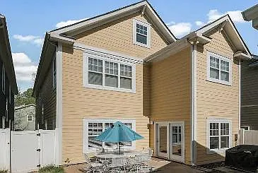 1745 Lela Ave — Photo 34