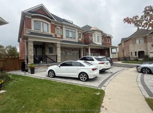 33 Provost Trl, Brampton, ON L6Y 6E7