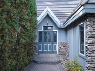 56958 Peppermill Cir #3, Bend, OR 97707