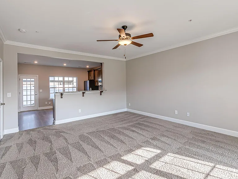 252 Mary Ann Cir — Photo 7