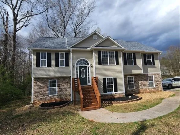 300 Overland Trl, Temple, GA 30179