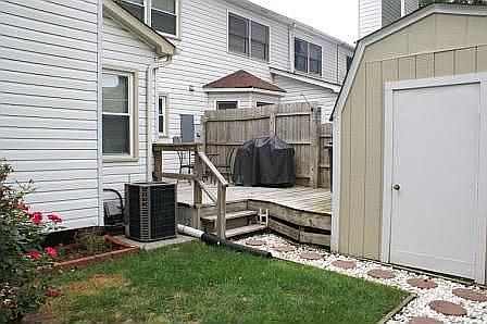 3rd image of 45 W Wainwright Dr