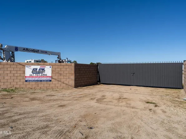 Columbia Way, Lancaster, CA 93535