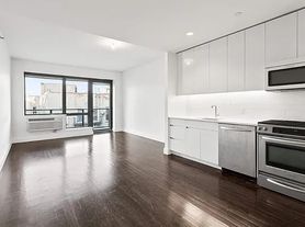 11-25 45th Ave