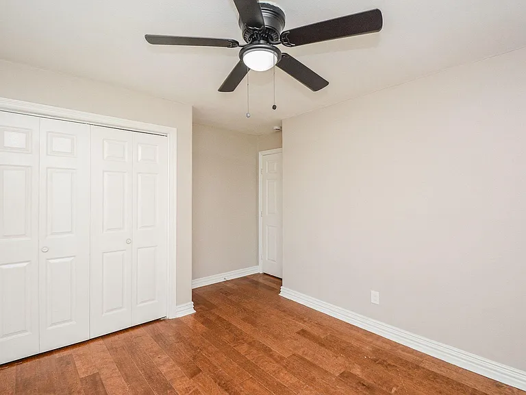 6018 Collingsworth St #1 — Photo 10
