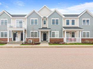 27 Kettle Pond Ln #8, Williston, VT 05495