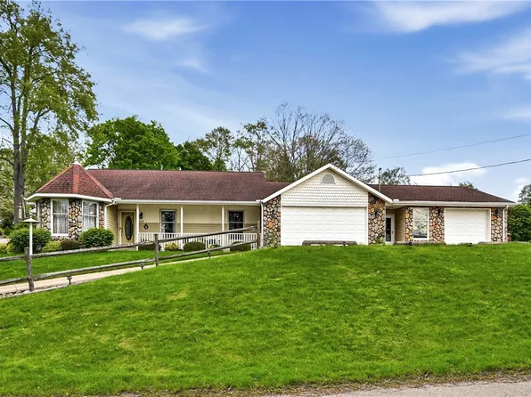 11954 Choctaw Trl, Conneaut Lake, PA 16316