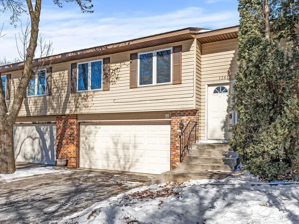 13615 Knox Dr, Burnsville, MN 55337