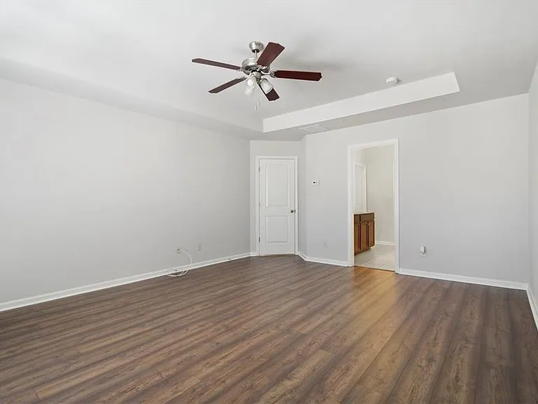 5090 Breezewood Cir — Photo 18