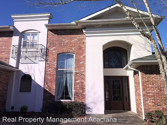 2nd image of 210 Baltusrol Dr