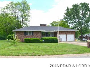 929 Sunnyview Cir, Eldon, MO 65026
