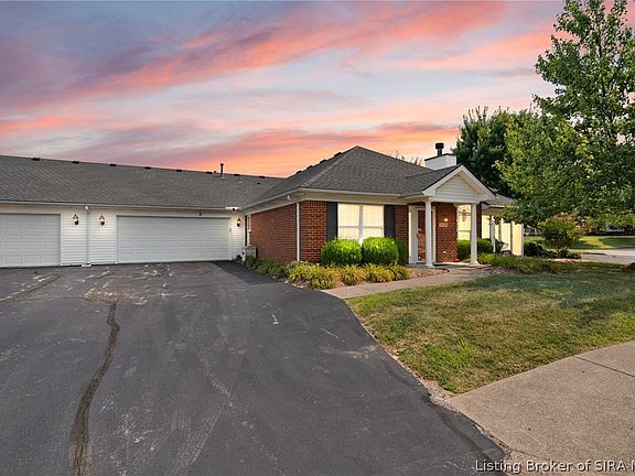 2nd image of 3556 Stonecreek Circle