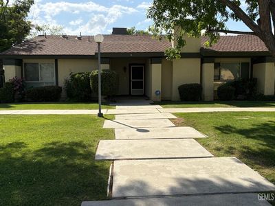 800 Lexington St APT 26, Delano, CA, 93215