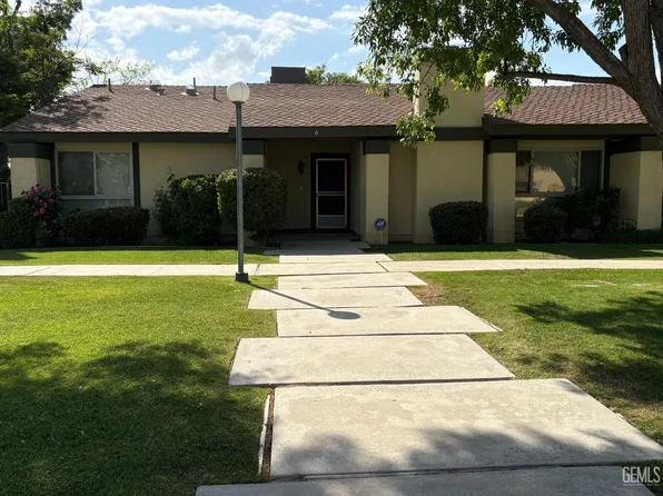 800 Lexington St APT 26, Delano, CA 93215