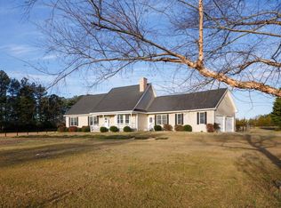 1069 N Horace Walters Rd, Raeford, NC 28376