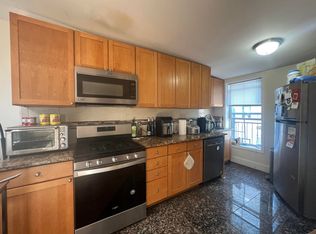 204 Christopher Columbus Dr APT 4, Jersey City, NJ 07302