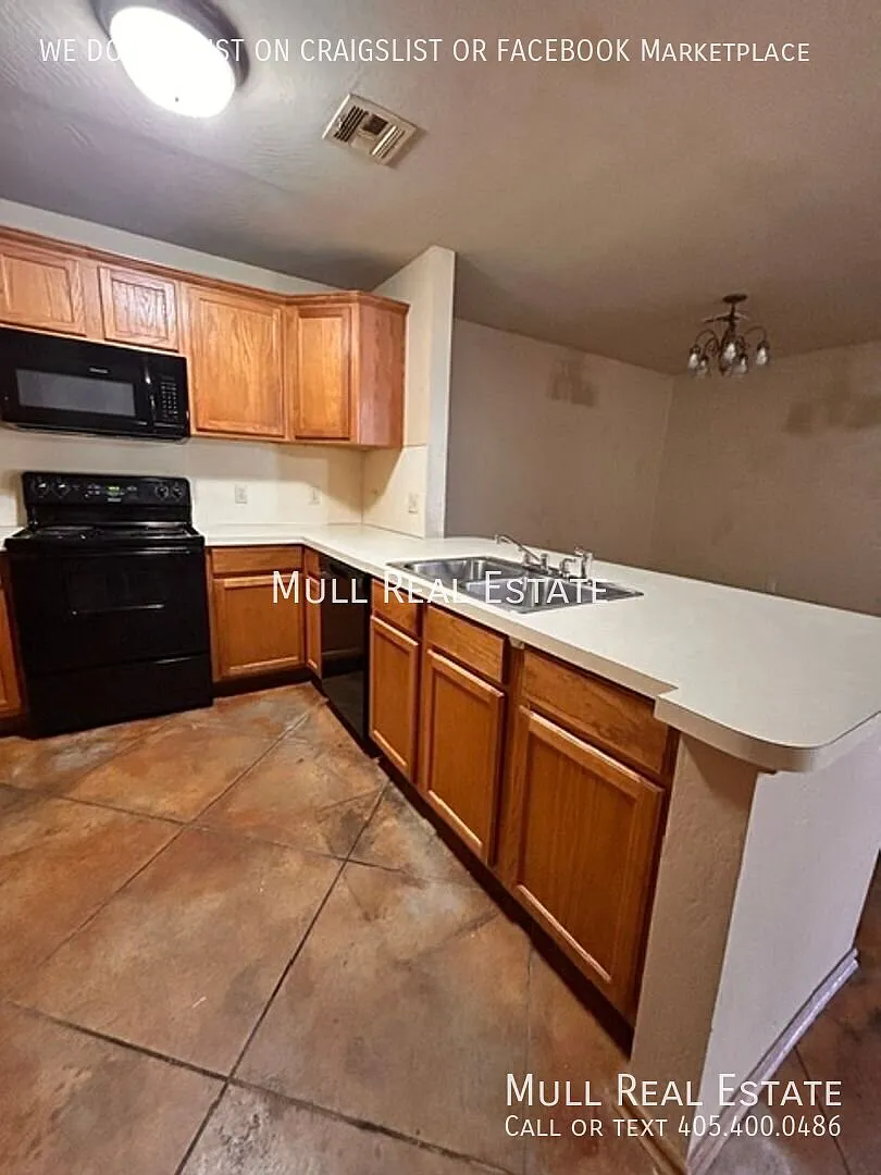 Half-Duplex for rent — Photo 4