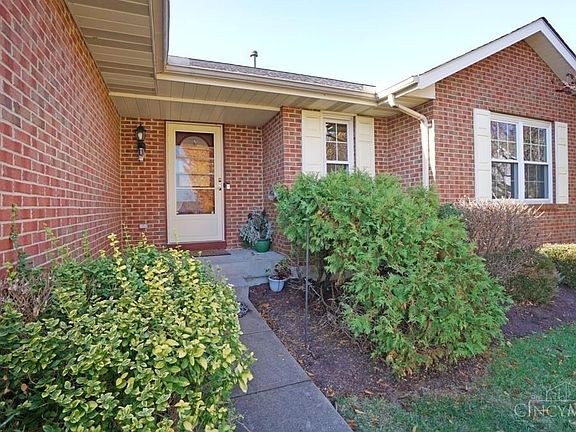 2nd image of 4521 Pond Meadows Ct
