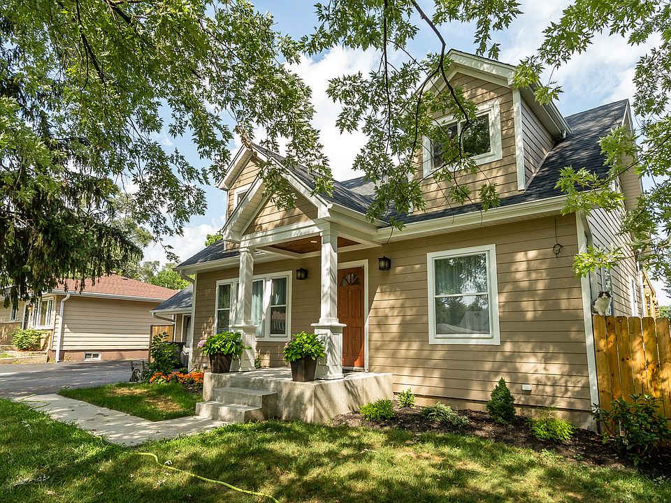 1st image of 361 Oak Ave