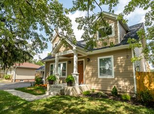 361 Oak Ave, Wood Dale, IL 60191