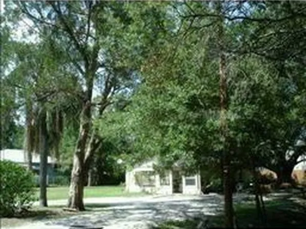 6226 Thorpe St, Tampa, FL 33611