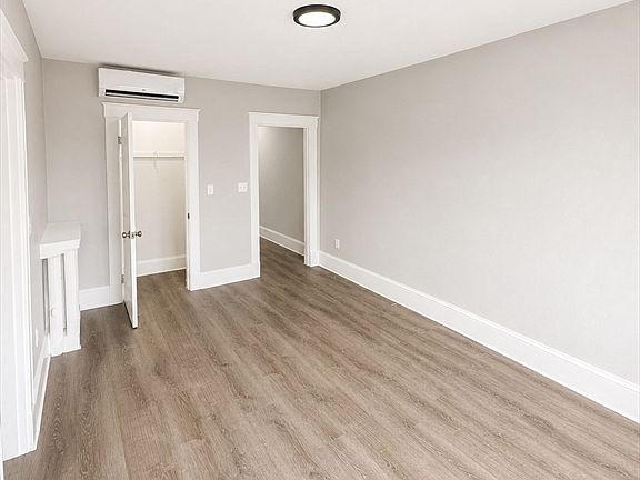 4th image of 738 Washington St #25