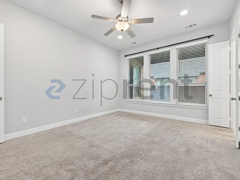 8451 Bronzegate Trl — Photo 19