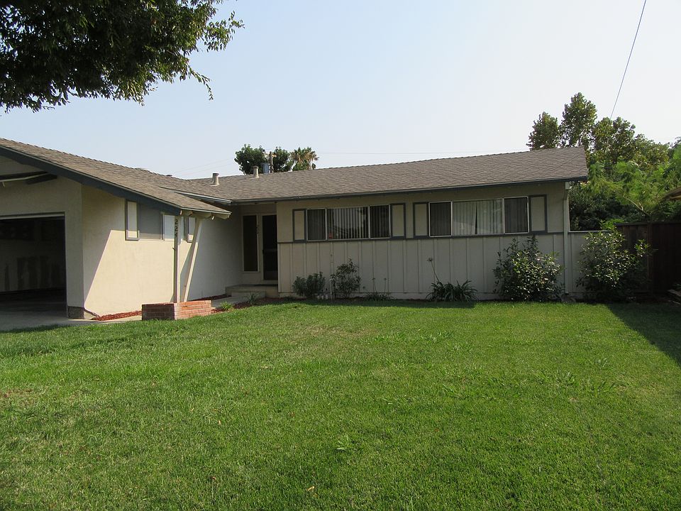 1st image of 224 Alvarado Way