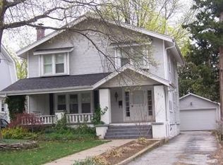 1016 S Pickwick Ave, Springfield, MO 65804