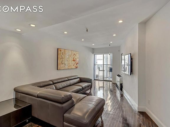 4th image of 801 Broadway #701