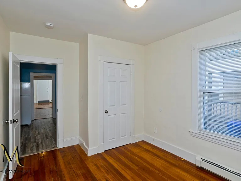 638 Belmont Ave — Photo 9