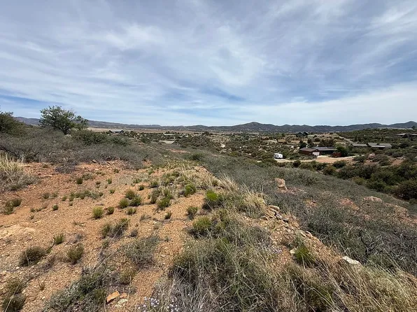 11991 E Mountain Lion Trl, Dewey, AZ 86327