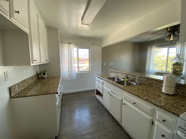 11989 Sycamore St #2 — Photo 10