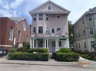 19 Sparrow St, Providence, RI 02908