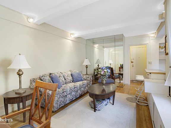 2nd image of 321 E 54th St APT 7C