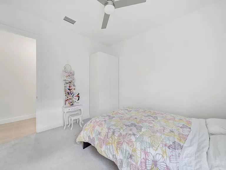12055 Lake Trail Ln — Photo 26