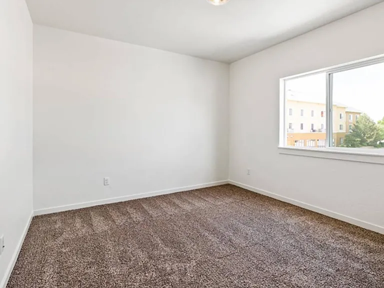 Hawk's Landing Apartments — Photo 50