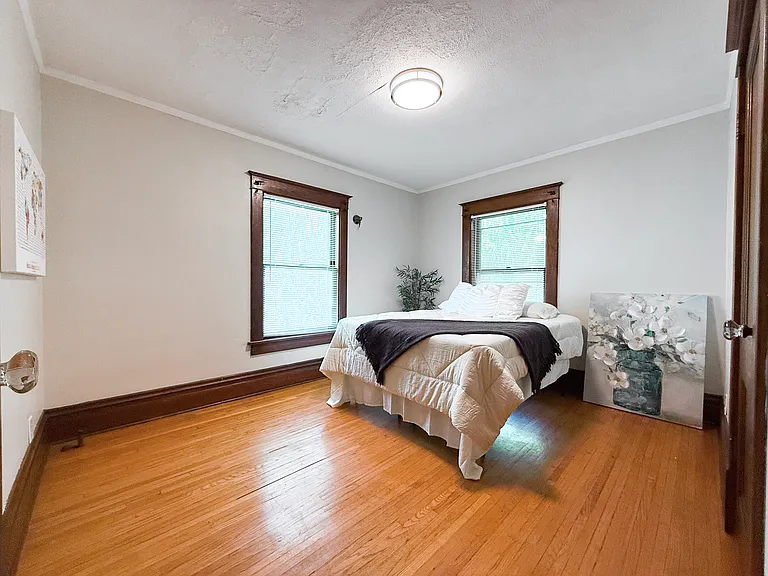1616 W Barker Ave — Photo 12