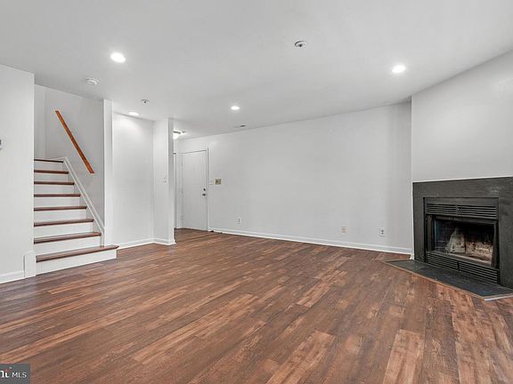 5th image of 4942 Columbia Road 5 #5-37