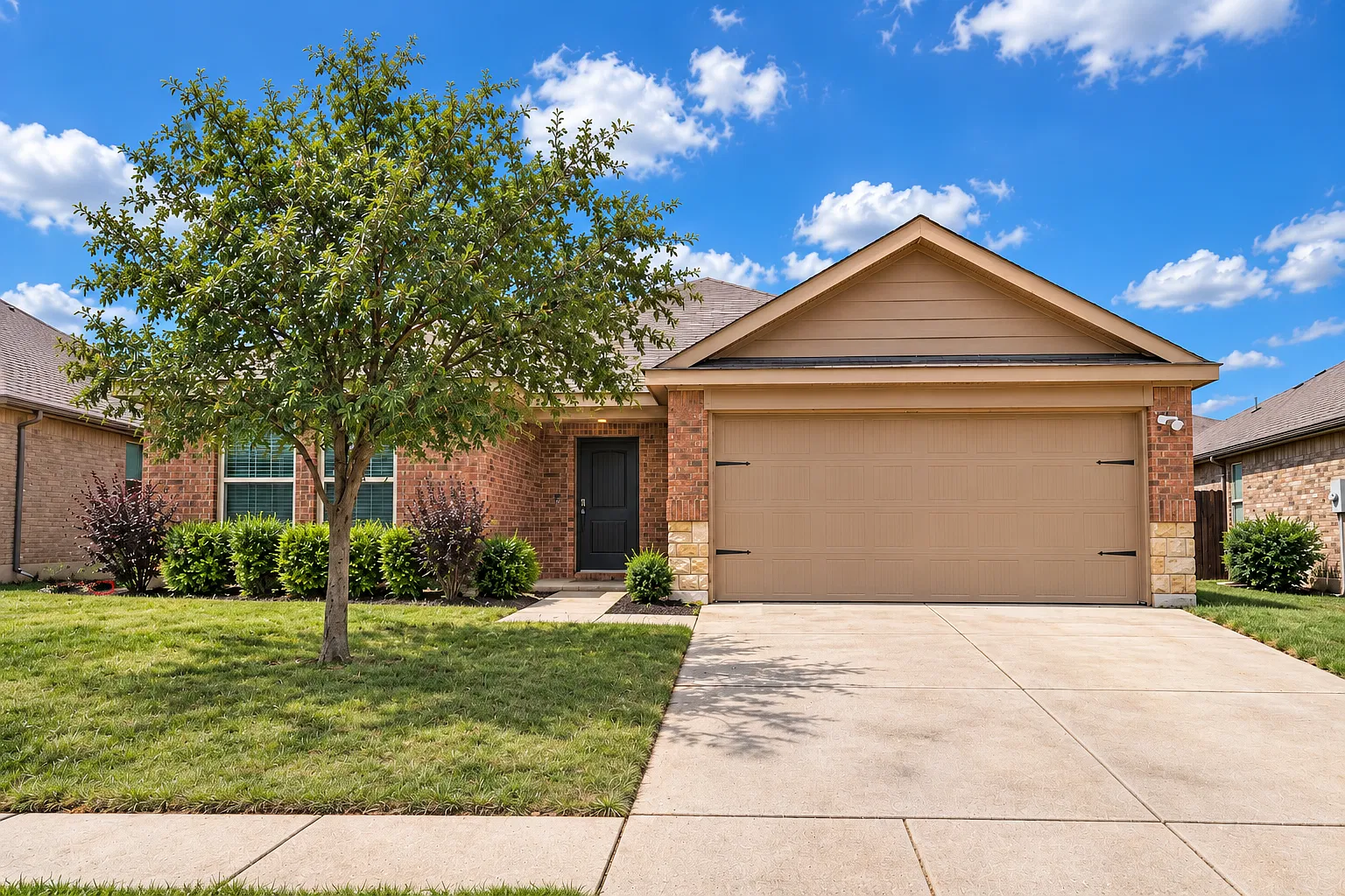 4 bed, 1788 sqft, $2,090 — Photo 1