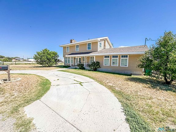 3rd image of 4021 W Trevino Rd