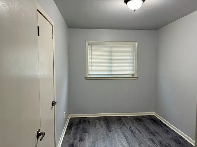 1644 E Goulson Ave — Photo 8