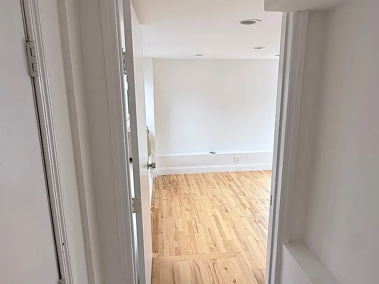 82-85 116th St #6A — Photo 25