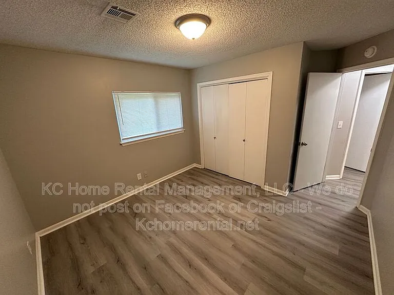 4711 Switzer Rd — Photo 21