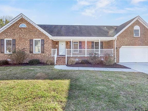 Contemporary brick ranch in sought after David's Mill 