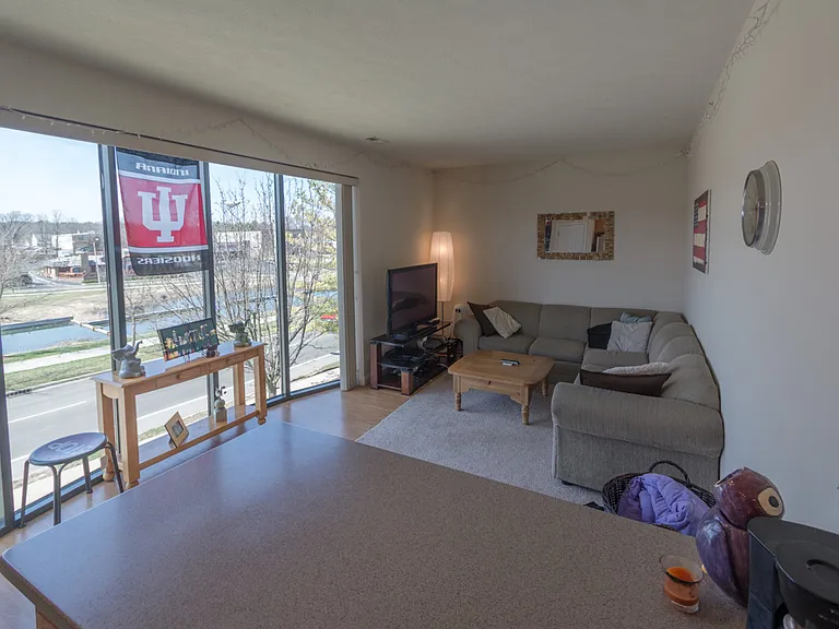 Waterview Apartments — Photo 25