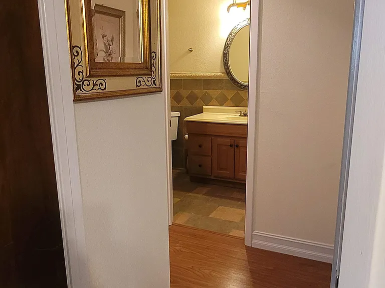 2018 Gatlin Ave — Photo 8