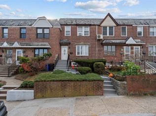 7338 52nd Road, Maspeth, NY 11378