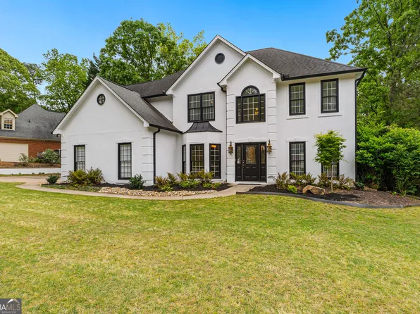 608 Bellenden Dr, Peachtree City, GA 30269