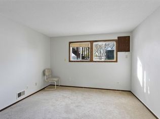 8792 Ironwood Ave S, Cottage Grove, MN 55016